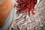 پتو یک نفره روشا تک رنگ گل برجسته