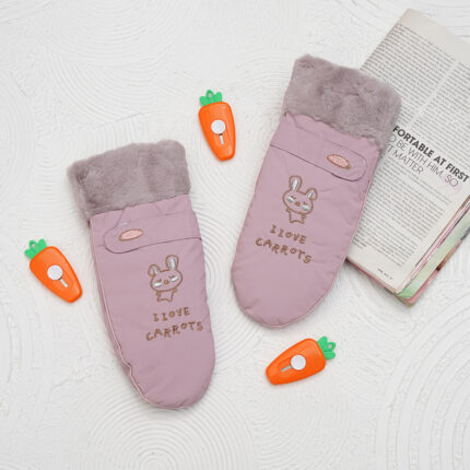 دستکش تو خزدار دخترانه 01204090