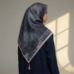 روسری قواره بزرگ برشکا زنانه کد 140412052